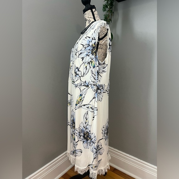 ✨NWT - Karl Lagerfeld Floral Print Lace Trim Dress in Black Multi✨ - Picture 8 of 12